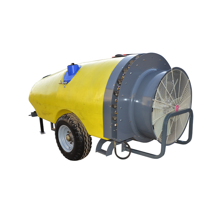 Розпилювачі для тракторів